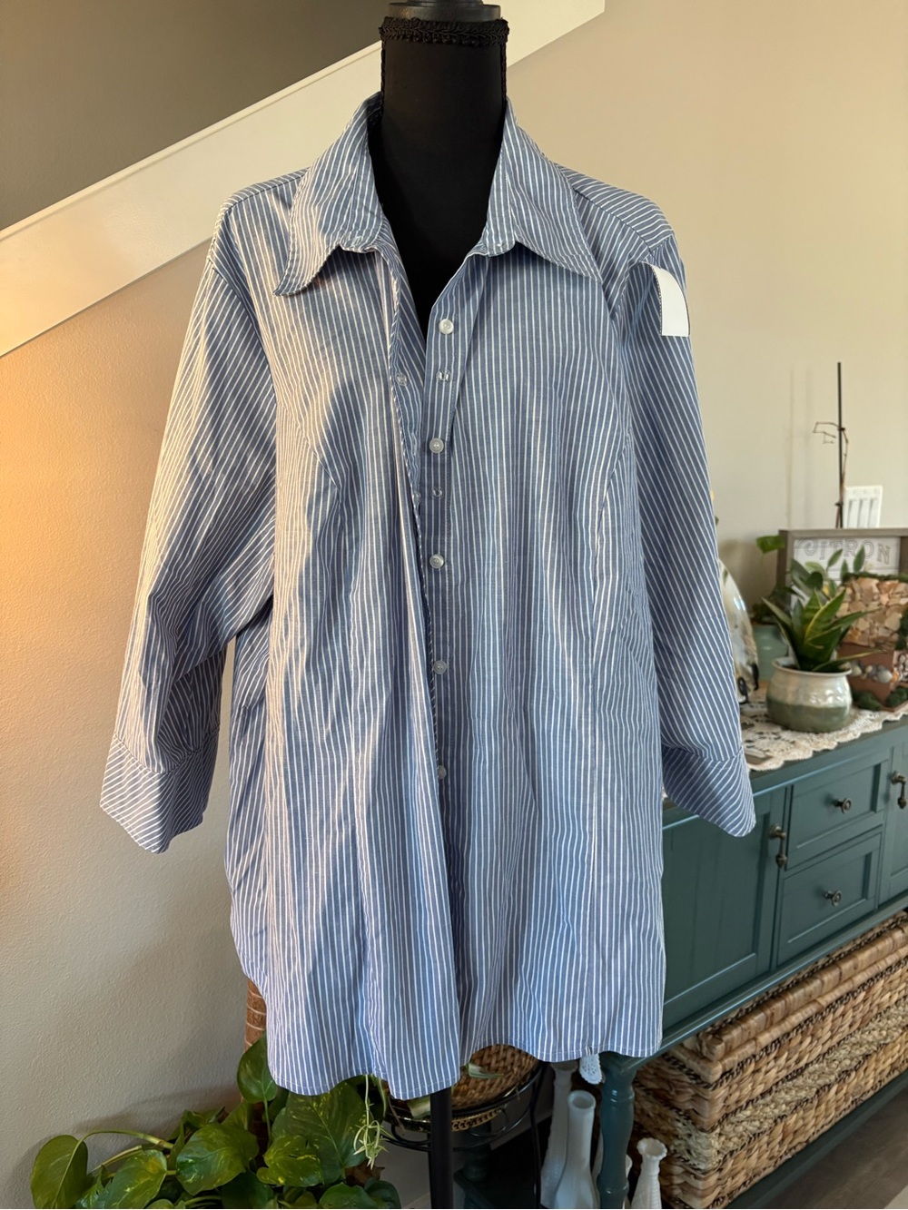 Lee Women's Blue & White Pinstripe Button-Down Shirt